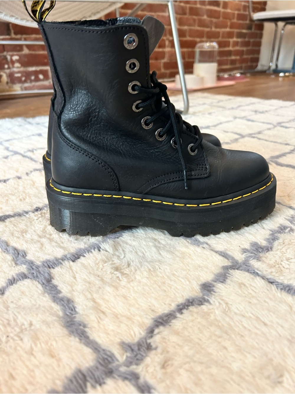 Doc Martens Platform - Picture 3 of 6
